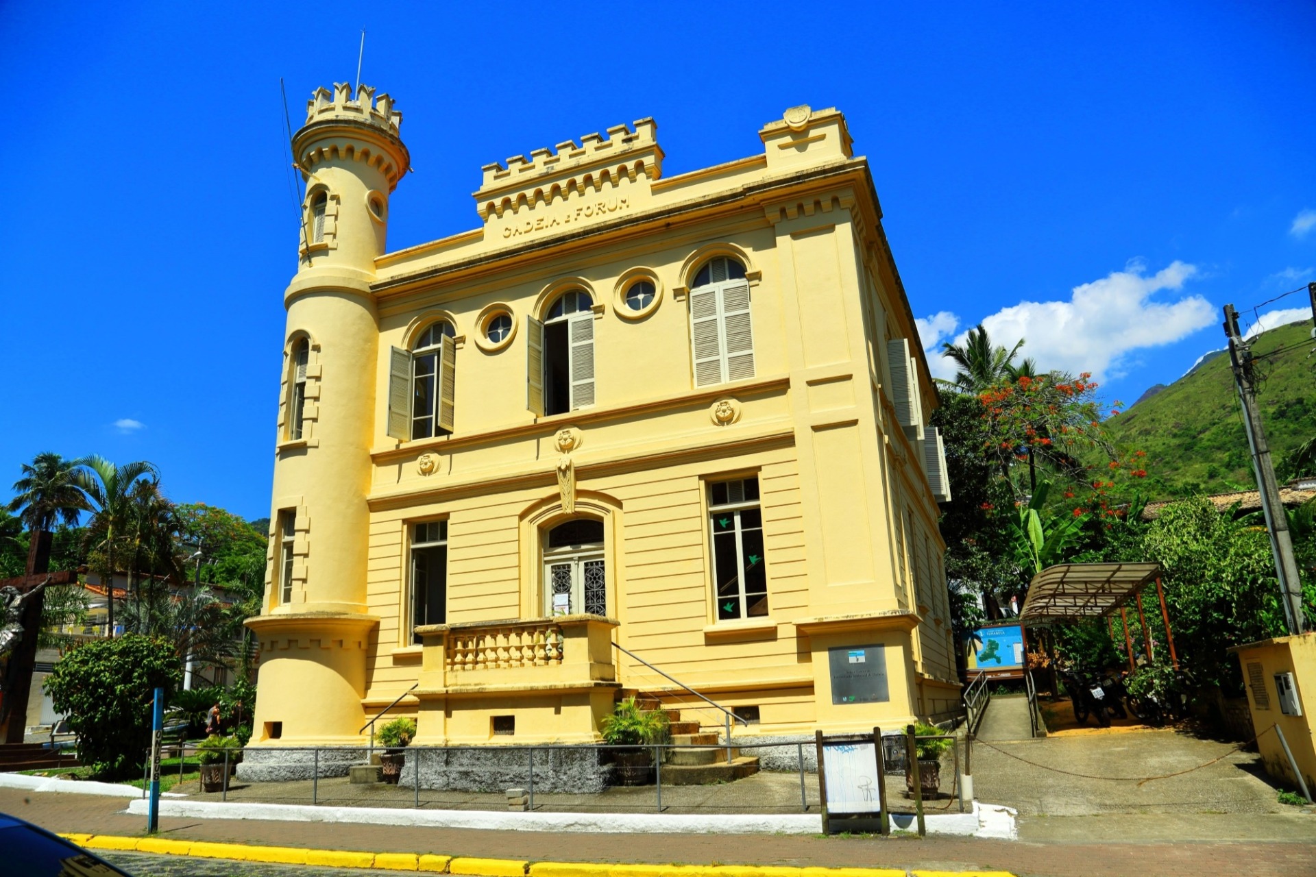 Petrópolis, die Kaiserstadt Entdecken Sie die Geschichte unseres geliebten Brasiliens!