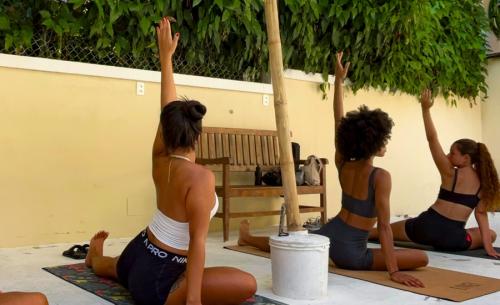 Yoga na Casa São Conrado