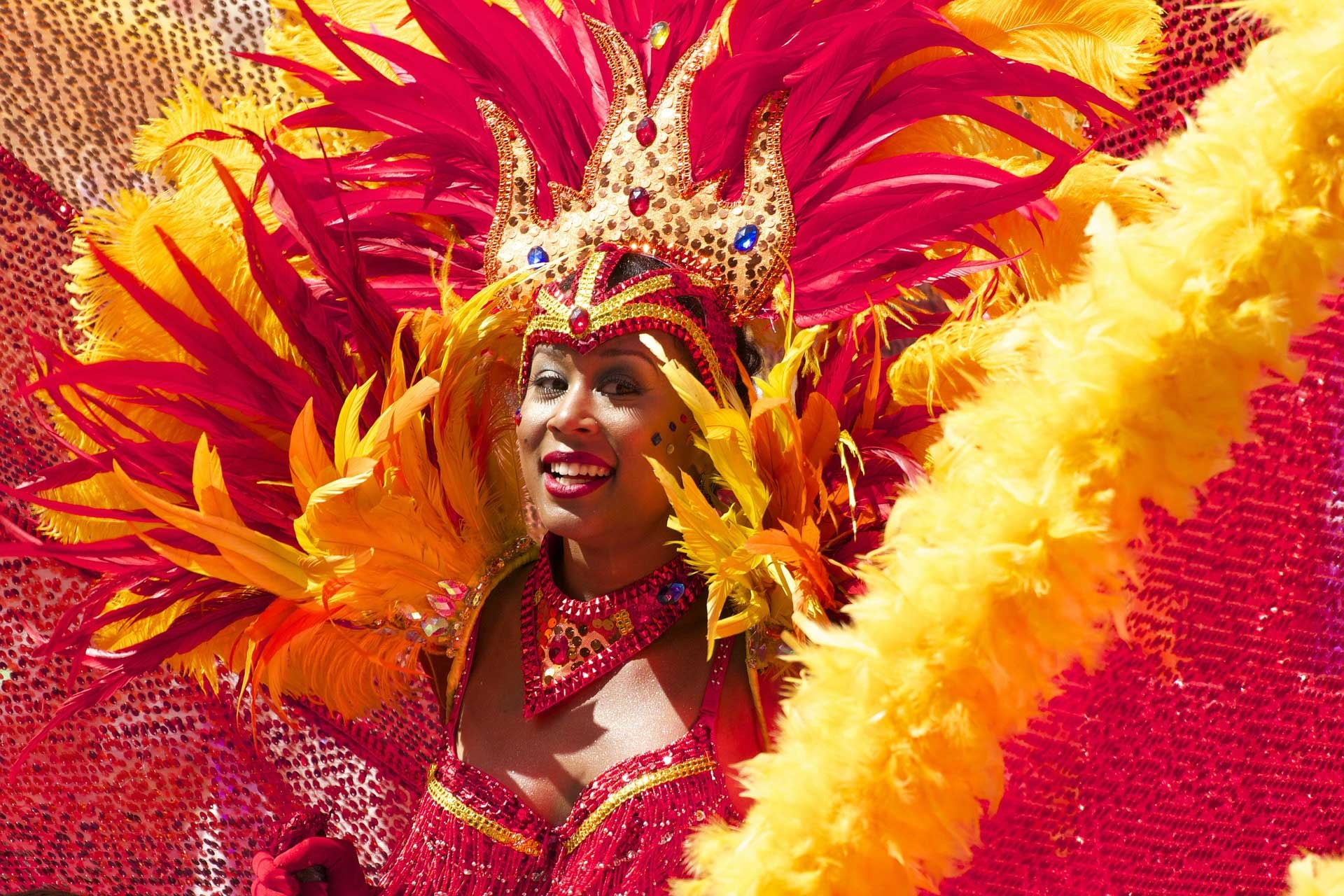 Unique carnival! Enjoy your holidays in Rio de Janeiro Unique carnival! Enjoy your holidays in Rio de Janeiro
