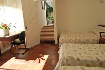 Economy Triple Room with Shared Bathroom